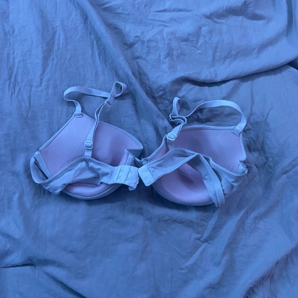 White Bra - Picture 2 of 2